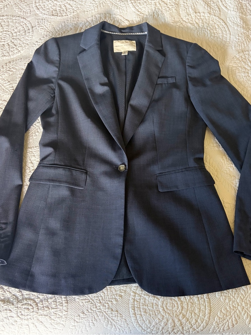 Banana Republic Classic Tailored Navy Single-Button Blazer